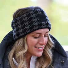Load image into Gallery viewer, Houndstooth Knit Headband
