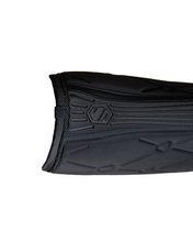 Load image into Gallery viewer, Samshield Spineshield Jump Swarovski
